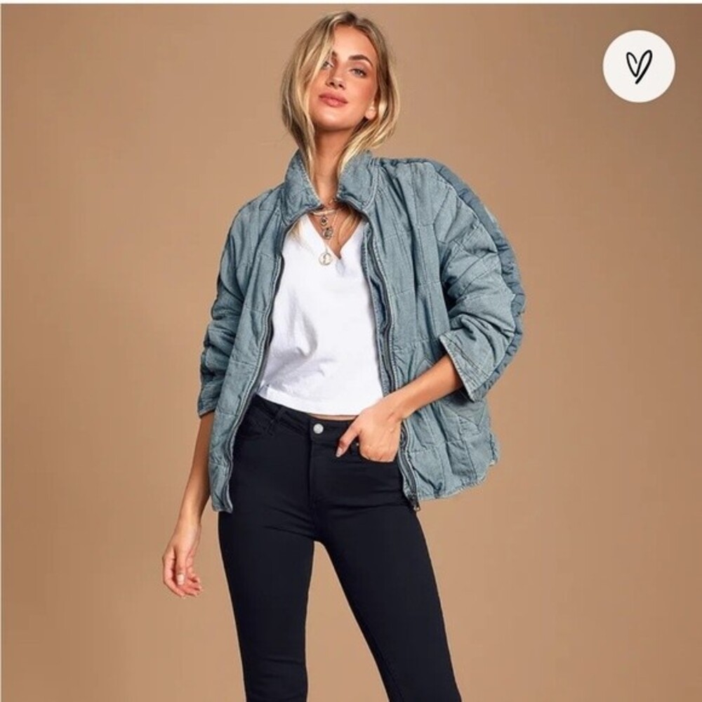 FREE PEOPLE Jacket womens DOLMAN QUILTED DENIM JACKET medium - Picture 5 of 13